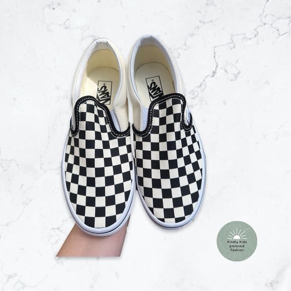 🔅NEW🔅Vans | size 3 little kid BNWT Classic Checkerboard Skate Shoes - Picture 2 of 4